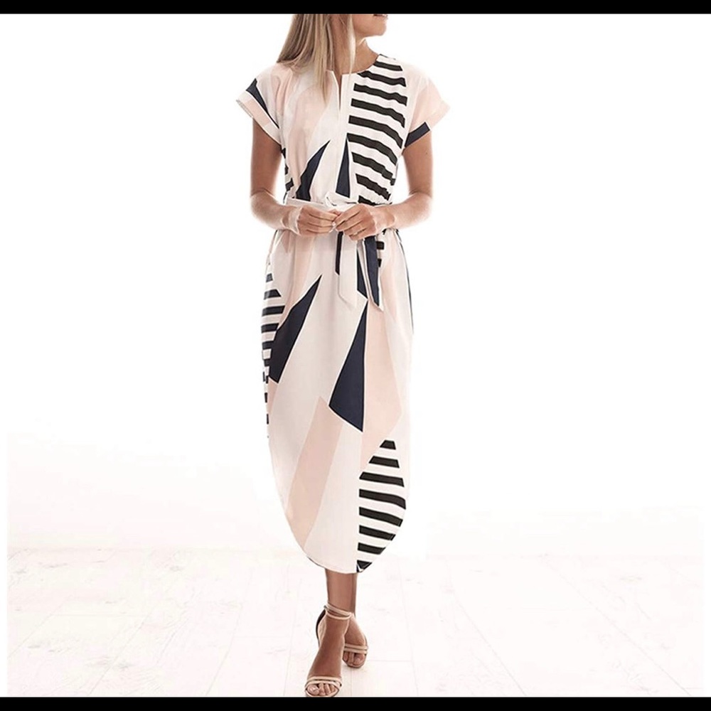 Geometric short sleeve midi dress